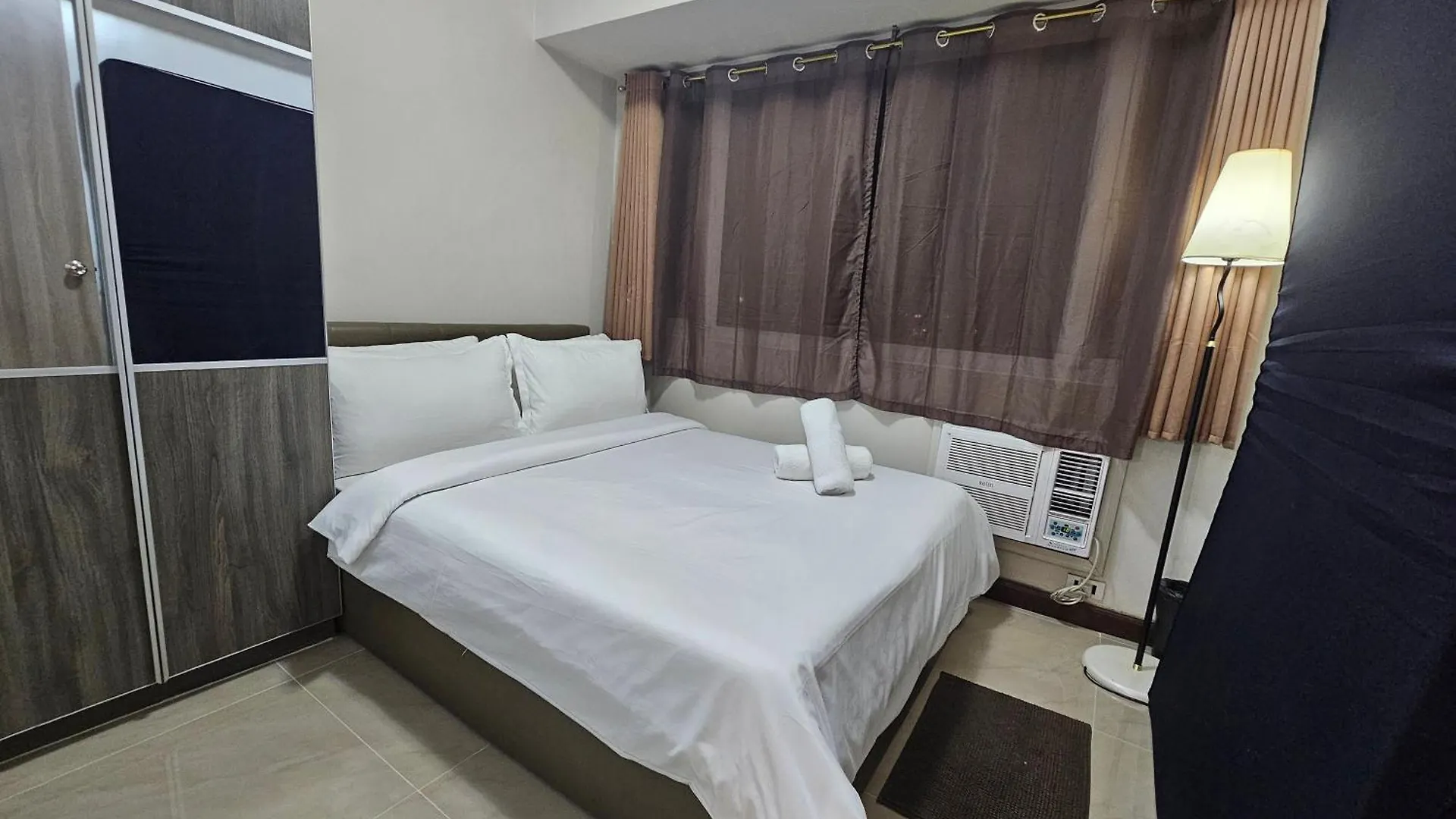 Apartment Solemare Parksuites Condominium - Condo R Us